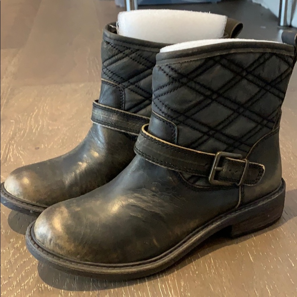 Real leather Lucky Brand NIB NWT new boots sz 6